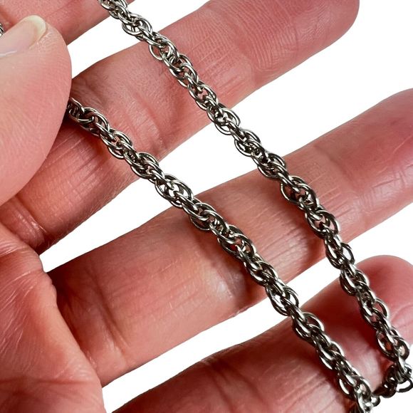 Kendra Scott Signature Rayne Tassel Pendant Necklace Howlite Long Silvertone - Picture 4 of 9